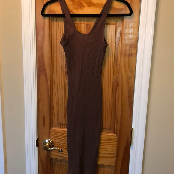 Dress - Picture 6 of 6